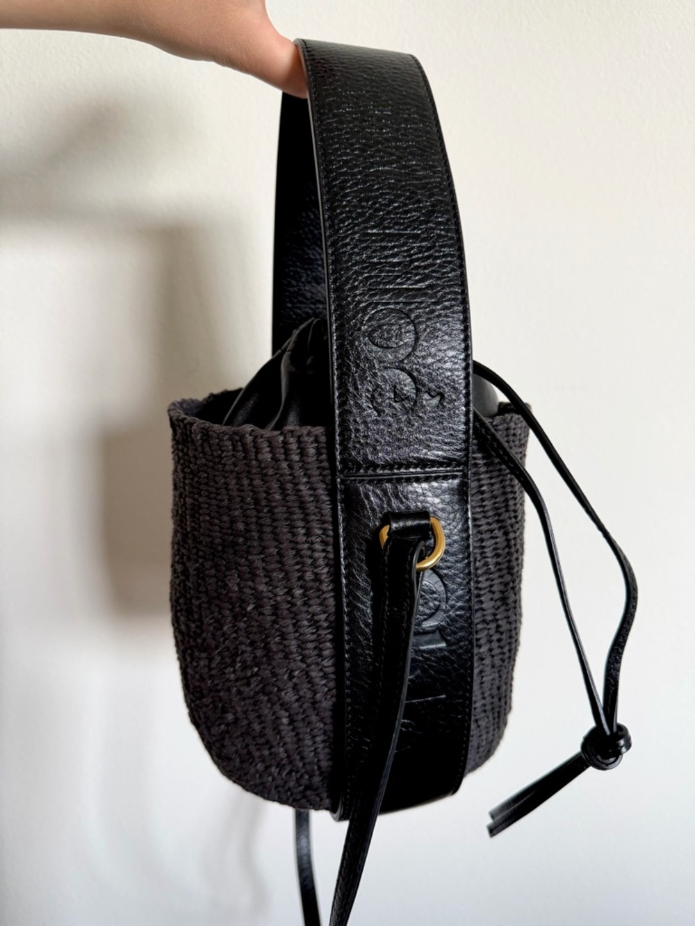 Chloe Woody Raffia Bucket Bag - Picture 3 of 7
